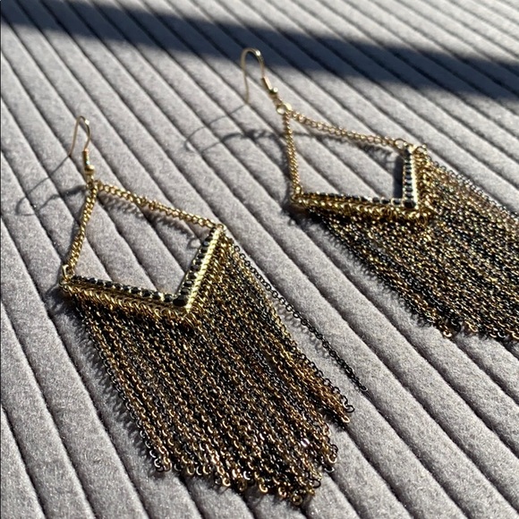 Gold silver chains hanging earring - Picture 3 of 4